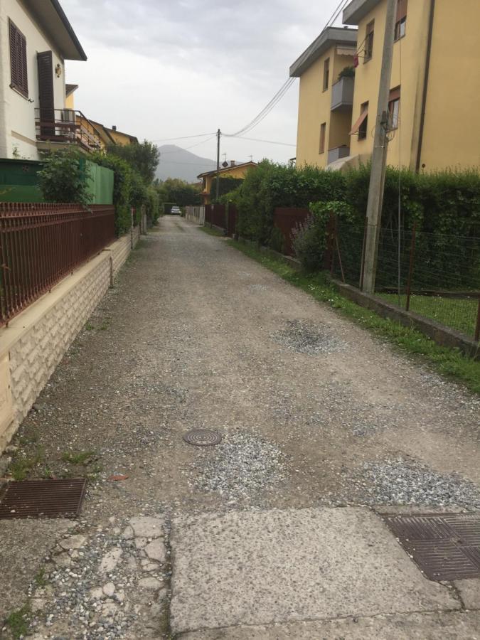 Camera Con Bagno Privato E Parcheggio Lucca Exterior foto